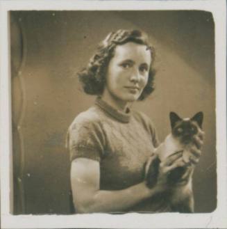 Wilhelmina Barns-Graham and Fusken Chuff studio portrait [cat]