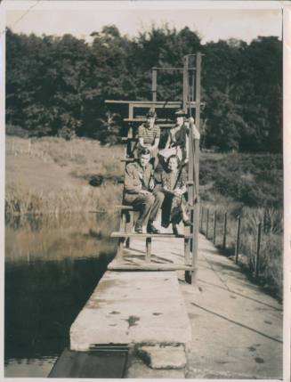 Wilhelmina Barns-Graham, Jean, Mina and Patrick Barns-Graham on diving platform, Carbeth Loch.