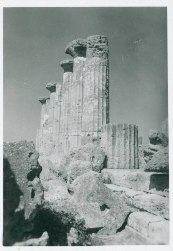 Vertical shot of the Temple of Heracles at Agrigento