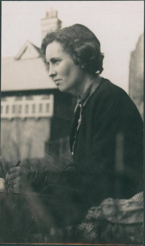 Wilhelmina Barns-Graham sketching outside, Edinburgh.