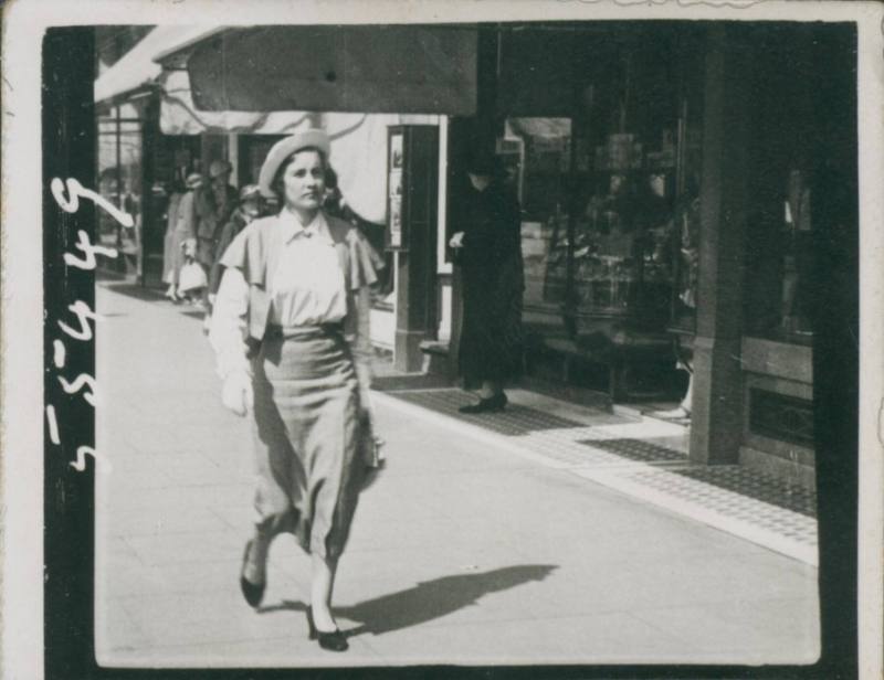 Wilhelmina Barns-Graham walking down street [Walking photo]